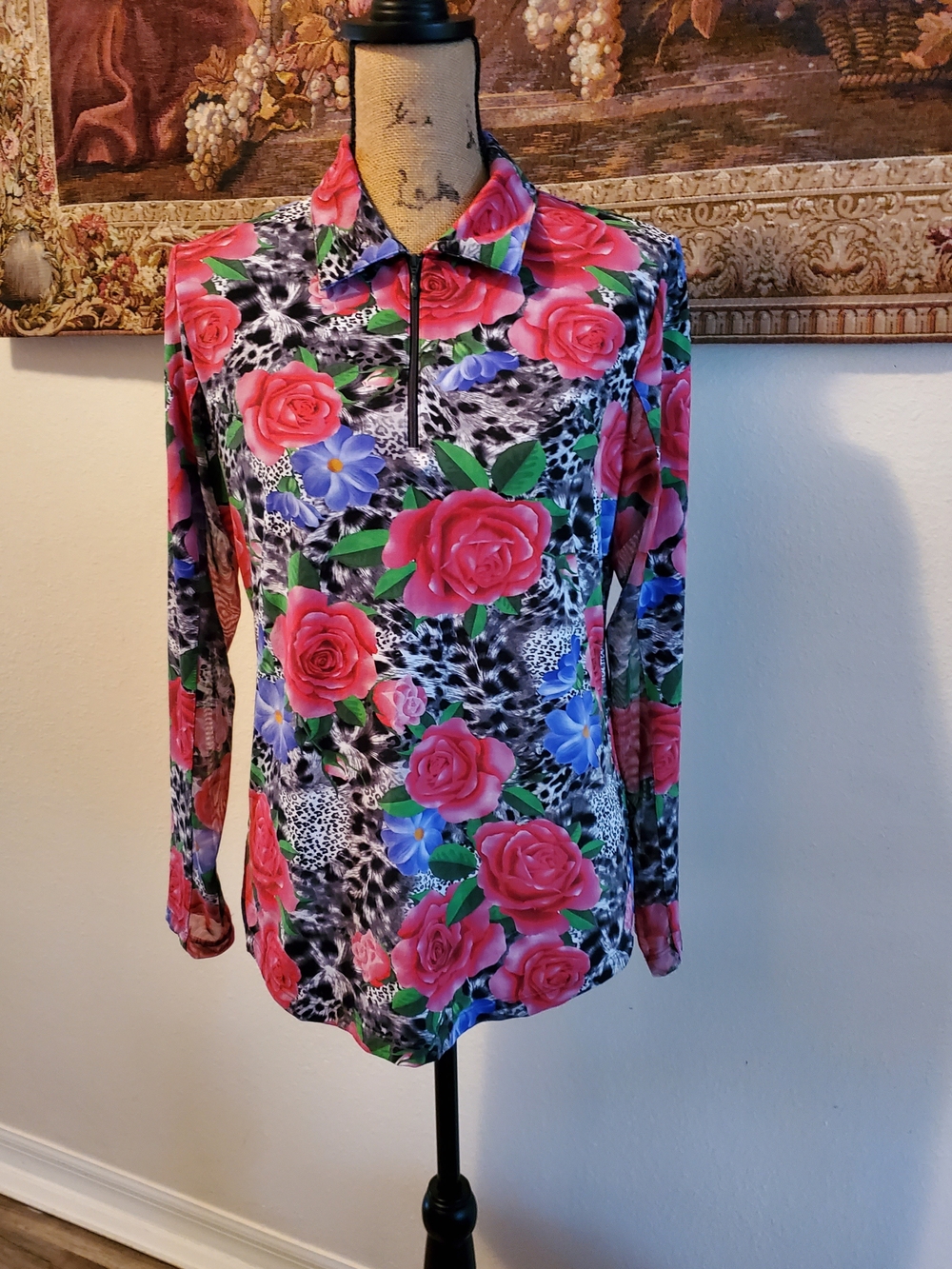 IBKUL Floral Zip-Front Long Sleeve Polo in Pink, Black & Green L